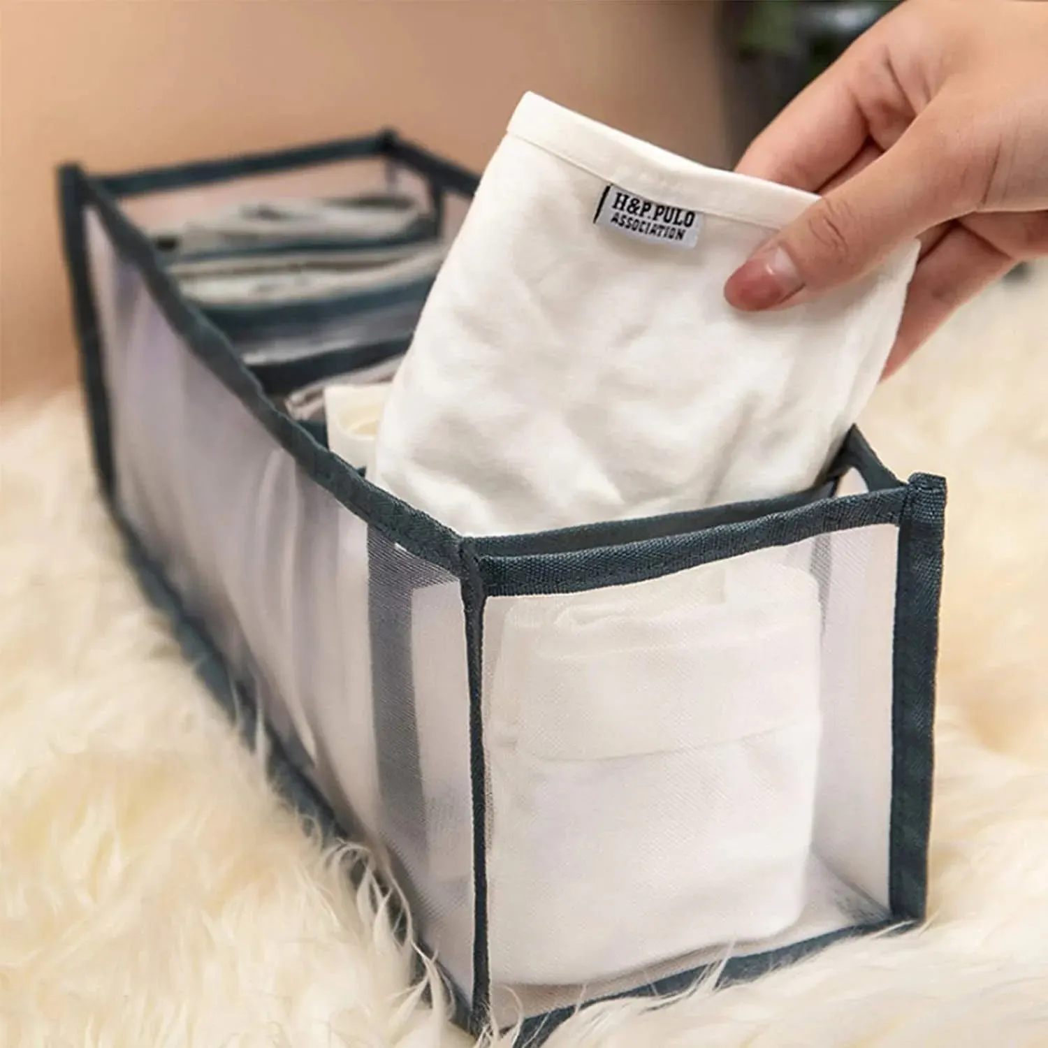 7 Grid Clothes Organizer for Wardrobe Storage