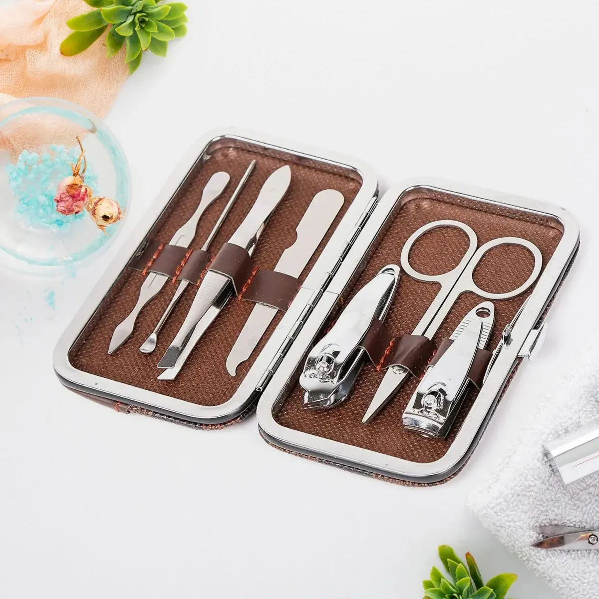 Pedicure & Manicure Tools Kit For Women, Nail Clipper (7in1)