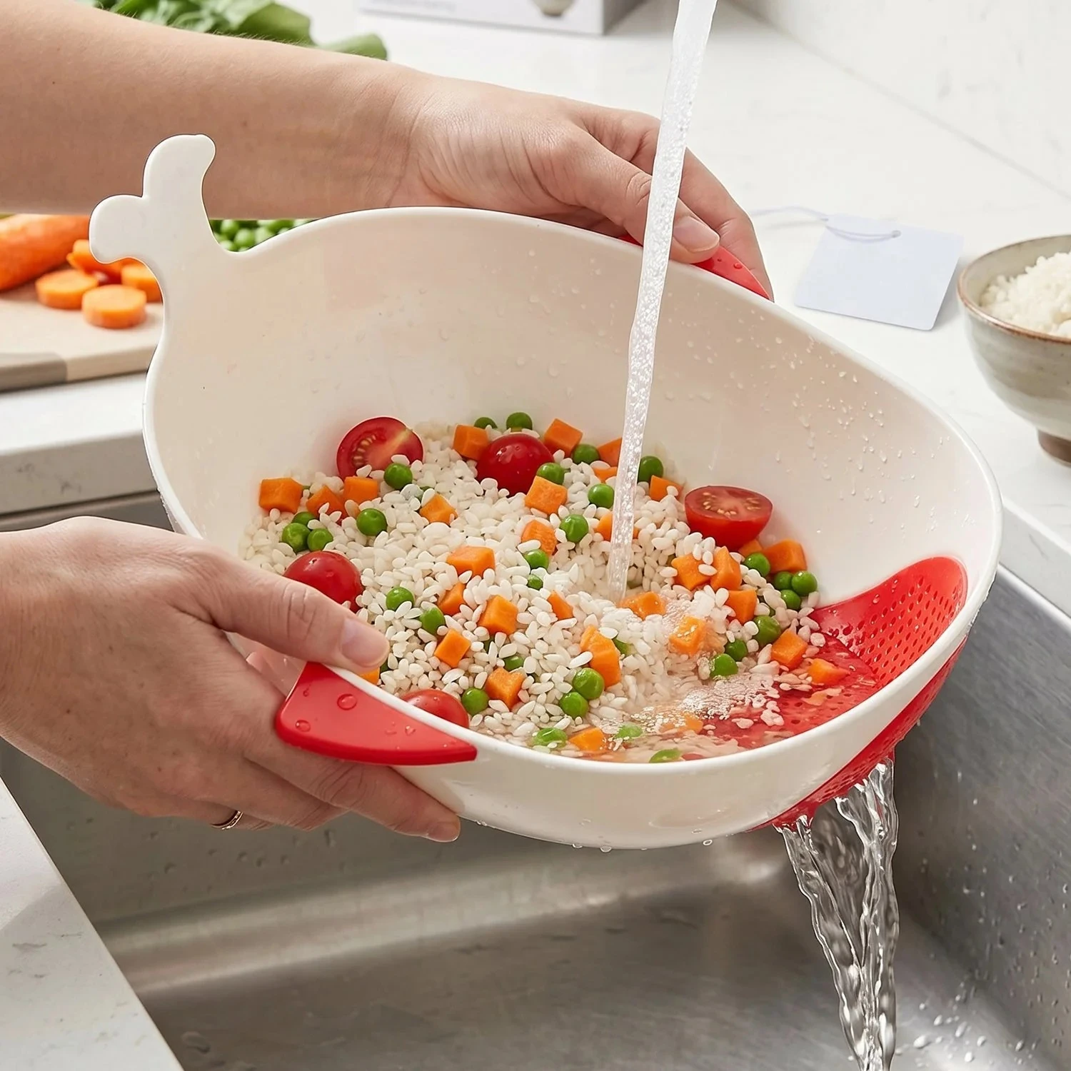 Plastic Rice Pulses Fruits Vegetable Noodles Pasta Washing Bowl and Strainer